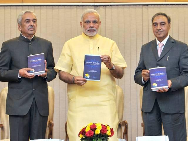 पीएम मोदी ने इस्लाम की प्रशंसा में कहा- कुरान में अल्लाह के बाद 800 बार इल्म का जिक्र हुआ The Quran mentions the word ‘ilm’ 800 times: Prime Minister narendra Modi