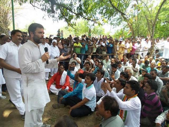 किसानों के लिए राहुल की 10 किलोमीटर लंबी पदयात्रा rahul_padyatra_for_farmers