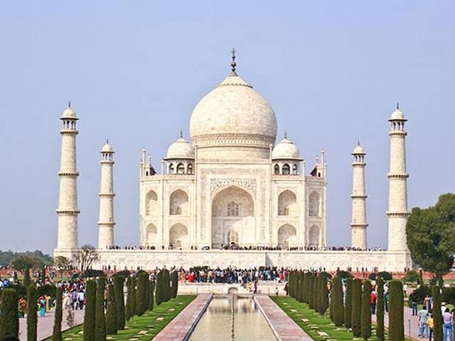 ताजमहल में वाई-फाई सुविधा शुरू, पहले आधे घंटे फ्री रहेगी सुविधा tajmahal