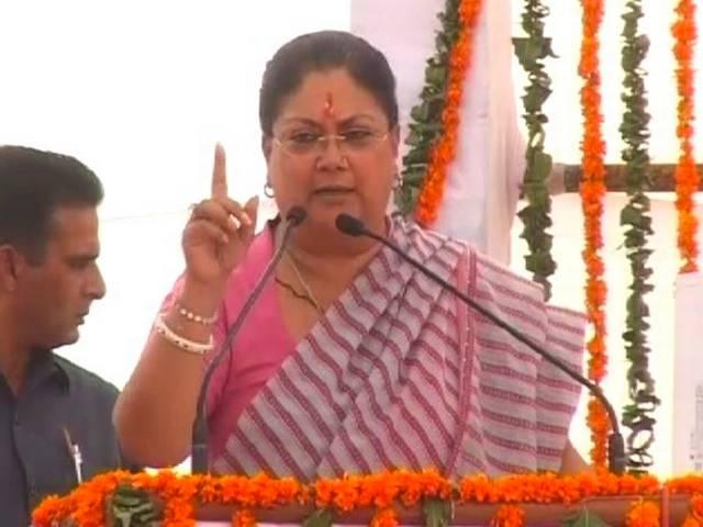 सुषमा-ललित विवाद: कांग्रेस ने मांगा वसुंधरा राजे और सुषमा स्वराज का एक साथ इस्तीफा congress_demands_vasundhara_sushama