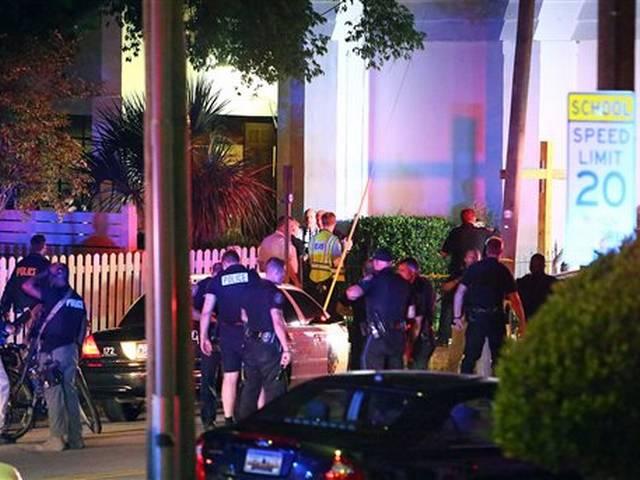 अमेरिका के ऐतिहासिक ब्लैक चर्च में गोलीबारी, नौ लोगों की मौत Nine Killed in Shooting at Black Church in Charleston