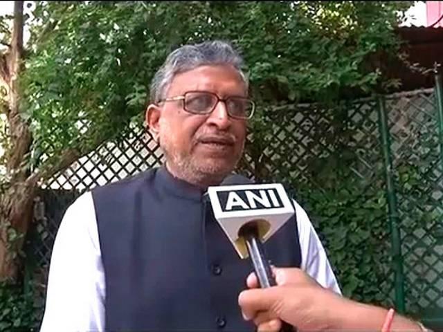 बिहार: सुशील मोदी ने अधिकारीयों को दी खुली चेतावनी! sushil modi
