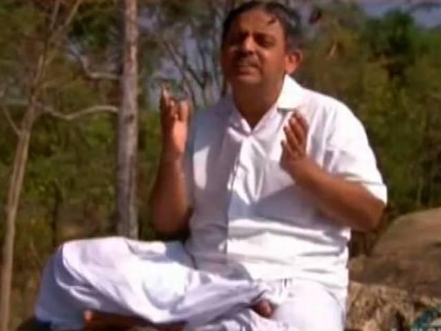 यहां पढ़ें: मोदी के योग की पूरी कहानी pm narendra modi yoga