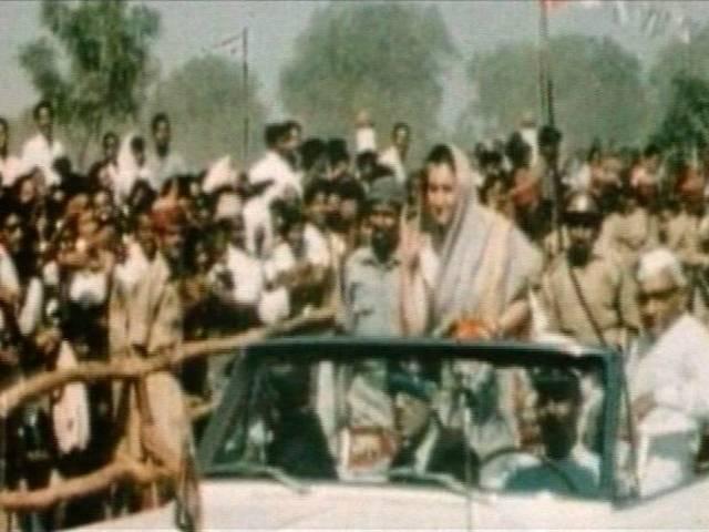 मैंने इमरजेंसी देखी: वसीम बरेलवी मुशायरा तो करते थे लेकिन हर तरफ बस था खौफ का माहौल! emergency in india