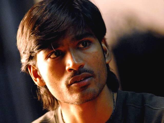 'माड़ी' में धनुष मूंछों वाले गुंडे Chennai: Stills of actor Dhanush from the Tamil film Maari
