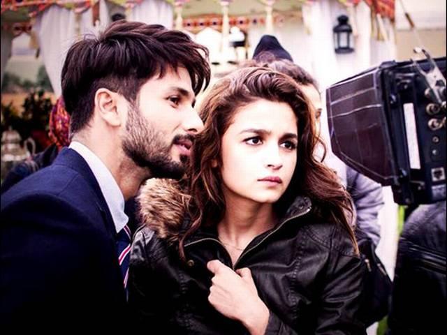 दशहरा पर रिलीज होगी शाहिद-आलिया की फिल्म 'शानदार' Shahid Alia starrer Shaandar release date announced