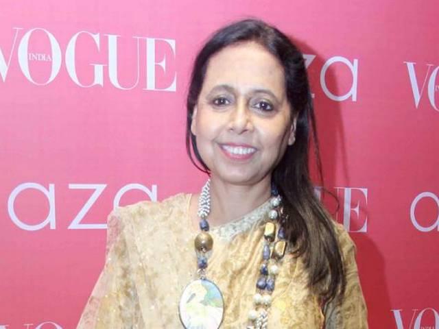 Revealed 'बाजीराव मस्तानी' में शरारा, कुर्ती पहनेंगी दीपिका पादुकोण Anju Modi reveals Deepika Padukone’s look in ‘Bajirao Mastani’