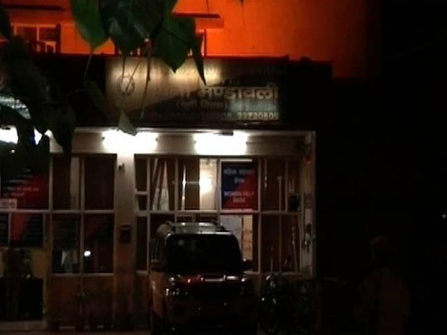 दिल्ली के मंडावली में नाबालिग से फेसबुक दोस्तों का गैंगरेप! delhi_fb_friend_gangrape