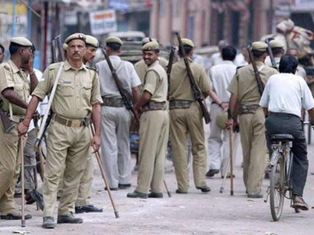 गाजियाबाद: दो समूहों के बीच हुए टकराव में 300 लोगों पर मामला दर्ज 300 booked for clash between two communities in Ghaziabad