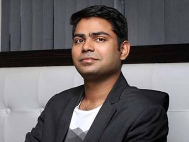 हाउसिंग.कॉम ने अपने सीईओ राहुल यादव को दिखाया बाहर का रास्ता Realty portal Housing.com sacks CEO and co-founder Rahul Yadav