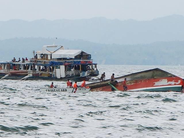 फिलिपींस में नाव डूबी, 36 लोगों की मौत phillipines_