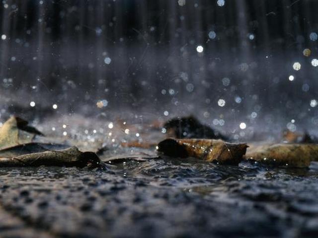 पहाड़ी इलाकों में भारी बारिश, उत्तराखंड में अलर्ट जारी hill_areas_heavy_rainfall