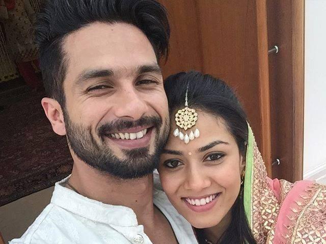FIRST PHOTO: शाहिद कपूर ने मीरा को पहनाई थी 23 लाख की Engagement Ring! FIRST PHOTO: Shid Kapoor’s wife Mira Rajput’s Stunning 23 Lakh Engagement Ring!