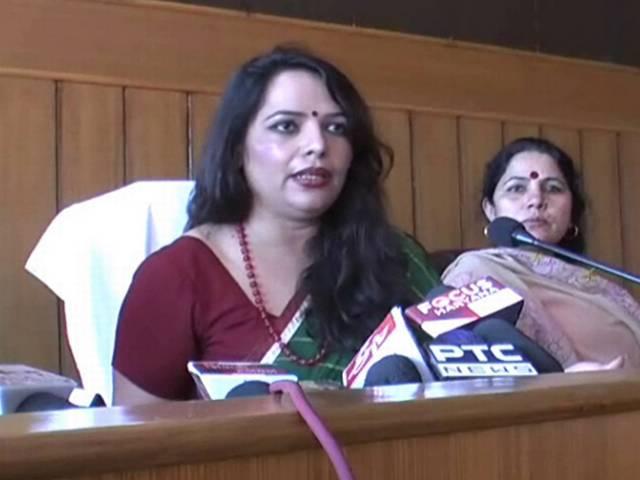 देश में वेश्वावृत्ति को कानूनी मान्यता मिले: दहिया Suman_dahiya_reached_pmo_for_legalization_of_prostitution