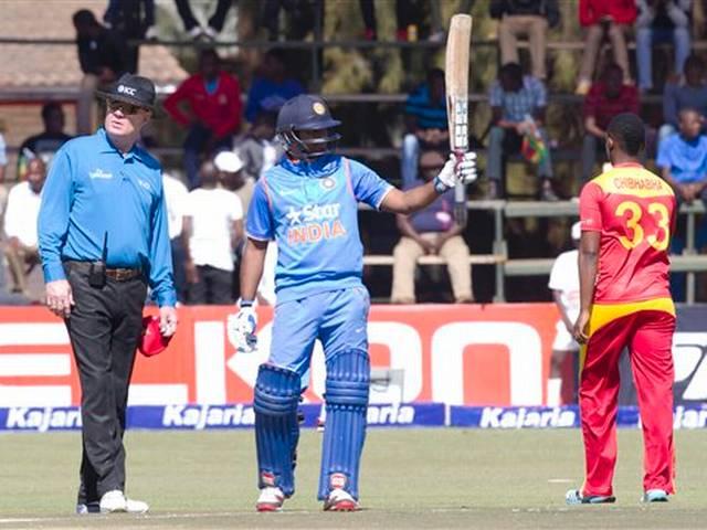 INDvsZIM: रोमांचक मुकाबले में भारत ने जिम्बाब्वे को 4 रनों से हराया First ODI Harare India v Zimbabwe Live: Rahane-led side look for positive start