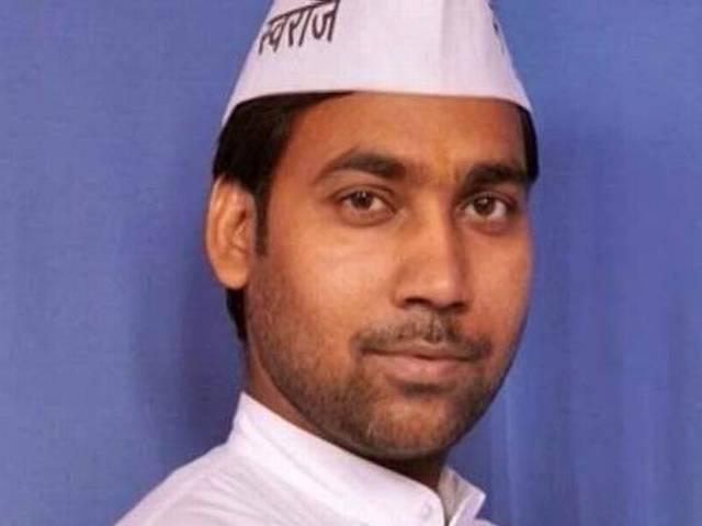 'आप' विधायक मनोज कुमार के खिलाफ चार्जशीट दाखिल, अगला नंबर किसका? aap_mla_manoj_kumar_chargesheet