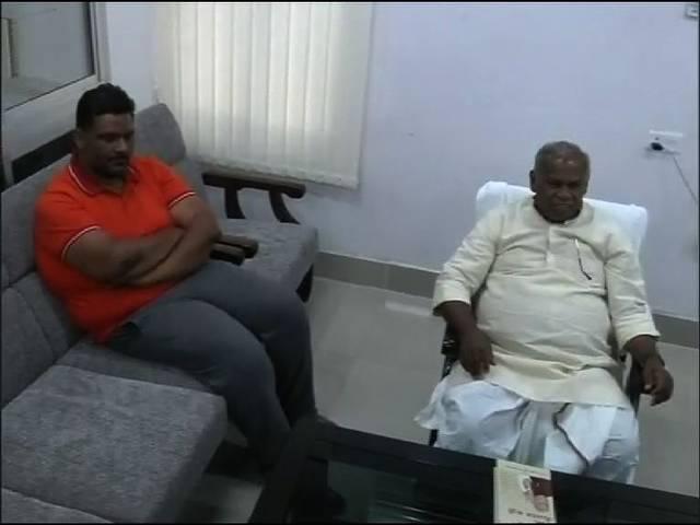 बिहार चुनावः मांझी ने एनडीए के सामने रखी सीटों की शर्त, दूसरे विकल्प पर भी नज़र bihar election_manjhi_pappu yadav