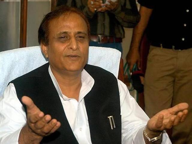 पाकिस्तान से लौटते वक्त आतंकवादियों को साथ पकड़कर लाएं मोदी: आजम खान azam khan on modi