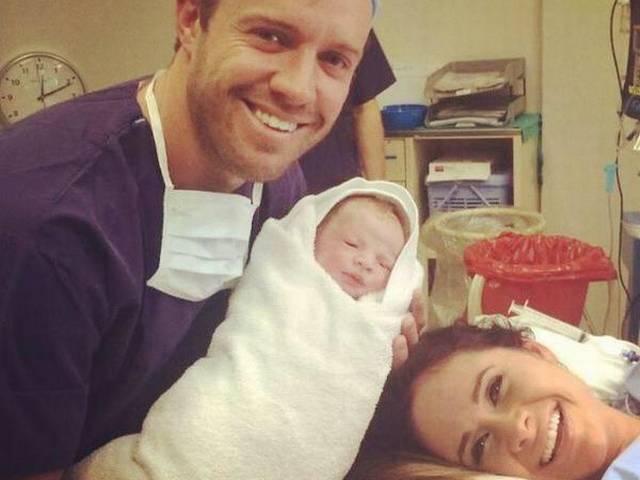 एबी डीविलियर्स के घर आया नन्हा डीविलियर्स AB De Villiers_South Afrcia Cricket team_Baby Boy_