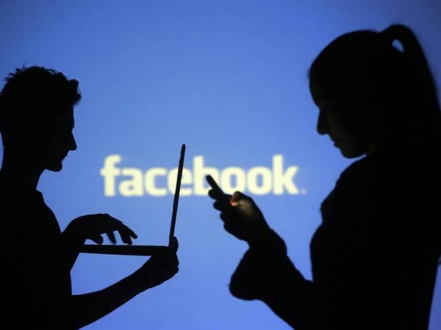 फेसबुक के ज्यादा इस्तेमाल से आ सकता है आत्महत्या का विचार: रिसर्च FACEBOOK