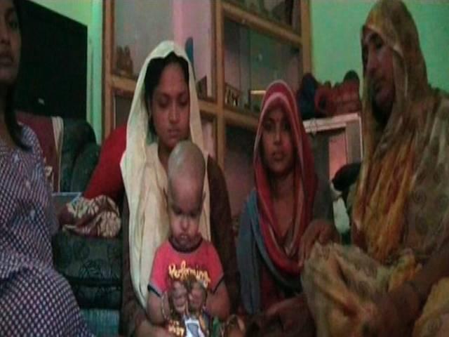 बीमार पत्नी से मिलने महिला कोच में गया नेशनल प्लेयर, GRP ने ट्रेन से फेंका, मौत Athlete pushed off moving train by railway police for refusing to pay Rs 200, dies