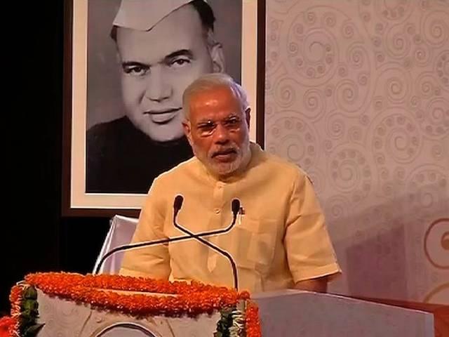 बिहार में कल दो ट्रेनें शुरू करेंगे मोदी narednra modi
