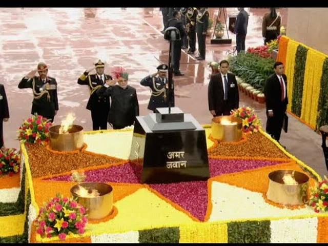 प्रधानमंत्री ने करगिल विजय दिवस पर जवानों को श्रद्धांजलि दी PM PAY TRIBUTE TO SHAHEEDS