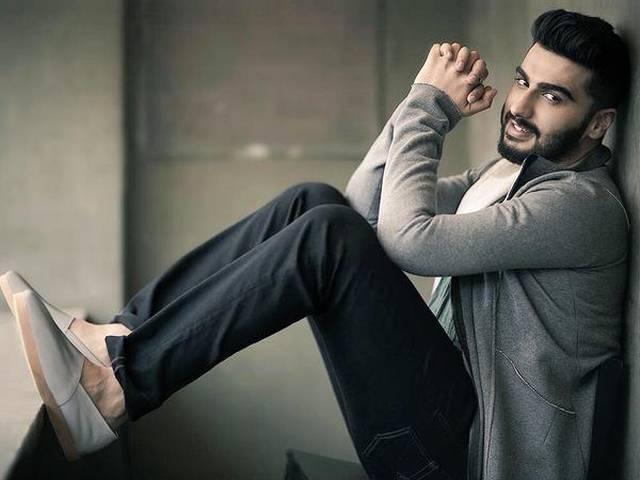'इशकजादे' अर्जुन के ट्विटर पर 15 लाख फॉलोअर्स Arjun Kapoor Tweets Selfie to Celebrate 1.5 Million Fans on Twitter