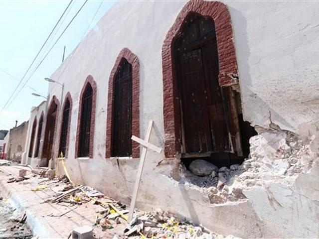 मेक्सिको में धार्मिक जुलूस से ट्रक टकराने पर मरने वालों की संख्या 27 हुई Mexico: Death toll 27 after truck hits religious procession