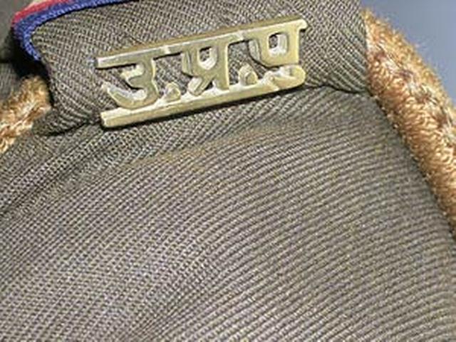 यूपी: नाबालिग को बेल्ट से पीटने पर 4 सिपाही लाइन हाजिर Crime_