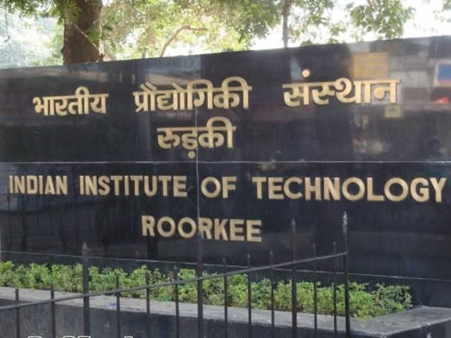 आईआईटी रुड़की के छात्रों को बड़ी राहत, निकाले गए 72 छात्रों की वापसी iit roorkee students admited again