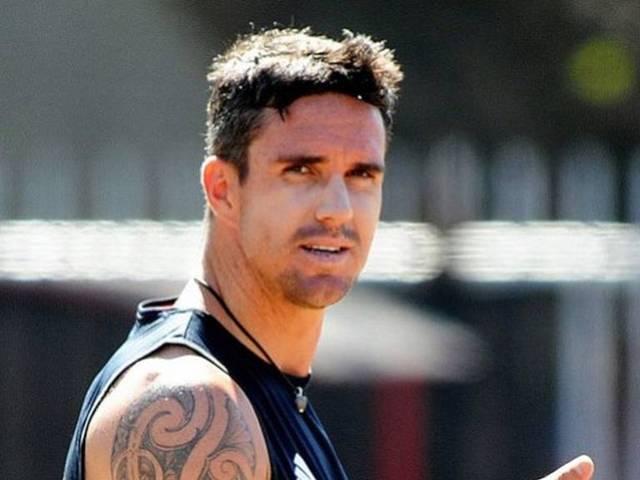 कमजोर है ऑस्ट्रेलियाई बल्लेबाजी: पीटरसन kevin pietersen