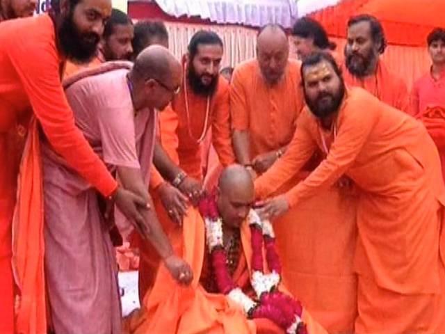 एबीपी न्यूज़ की पड़ताल: 'बिल्डर बाबा' कैसे बन सकता है महामंडलेश्वर? mahamandleshwar