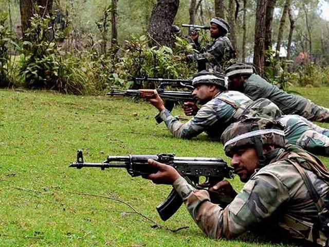 पुलवामा में उग्रवादियों ने चलाई सुरक्षा बलों पर गोलियां TERRORIST