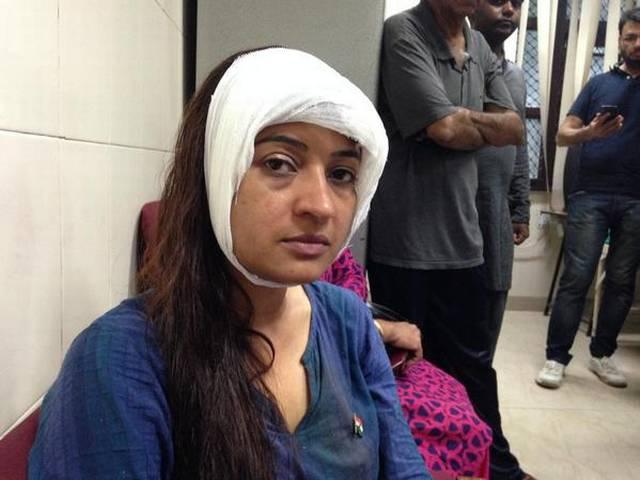 दूकानों में तोड़-फोड़ करने पर अलका लांबा के खिलाफ FIR दर्ज Aam Aadmi Party legislator Alka Lamba