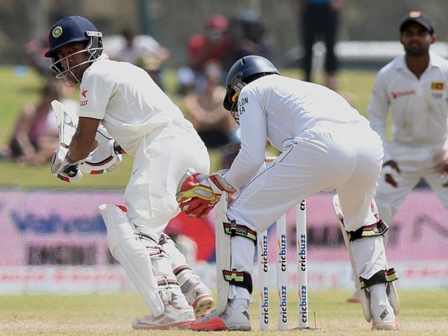 INDvsSL: श्रीलंका की दूसरी पारी भी लड़खड़ाई, जीत की ओर टीम इंडिया India on top after Ashwin takes six