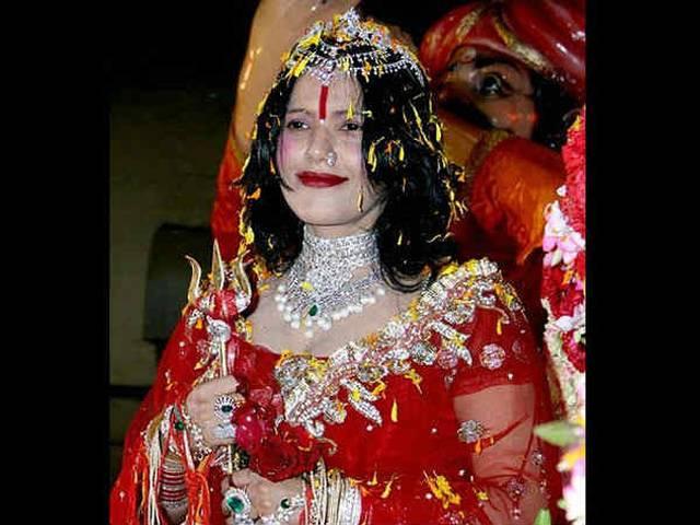 राधे मां को कोर्ट से राहत नहीं, कल मुंबई पुलिस करेगी पूछताछ Radhe Maa: court reject anticipatory bail