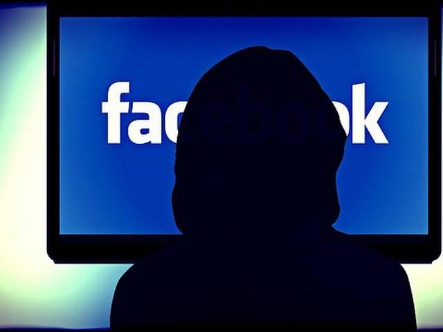 FB पर अपना नंबर डालकर भारी ख़तरा मोल ले रहे हैं यूजर्स Avoid putting phone number on FB, it’s not safe