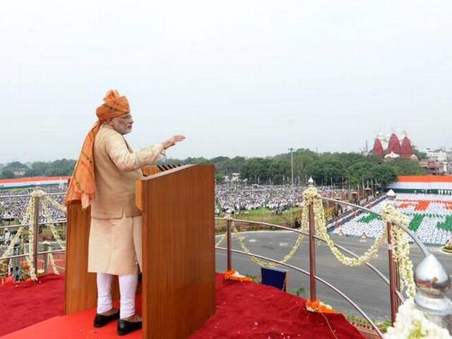 हमारी सरकार पर 15 महीने में एक पैसे के भ्रष्टाचार का आरोप नहीं लगा- PM modi_wishes_independence_day