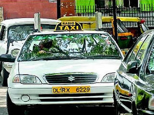 दिल्ली: अब 10 रुपए प्रति किलोमीटर में करिए टैक्सी की सवारी City taxi Service in Delhi