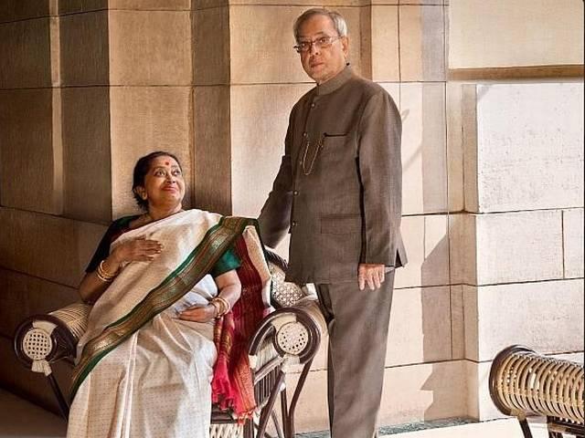 राष्ट्रपति प्रणब मुखर्जी की पत्नी के निधन पर किसने क्या कहा? First Lady Suvra Mukherjee passes away