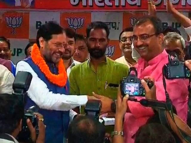 बिहार चुनाव: नीतीश को झटका देते हुए जेडीयू के 4 बागियों ने भरी मोदी की झोली Bihar Election_