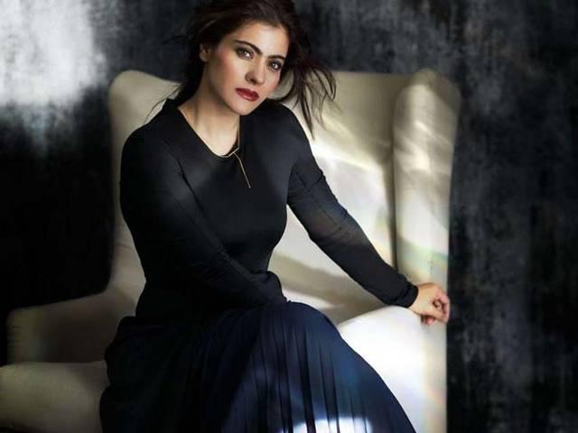 देखिए, बोल्ड अंदाज में नजर आईं काजोल Kajol exudes old world charm in this Elle magazine photoshoot