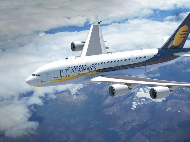 जेट एयरवेट ने दिए सपनों को पंख, 130 गरीब बच्चों को कराया हवाई सफर Jet Airways runs special flight for under-privileged kids
