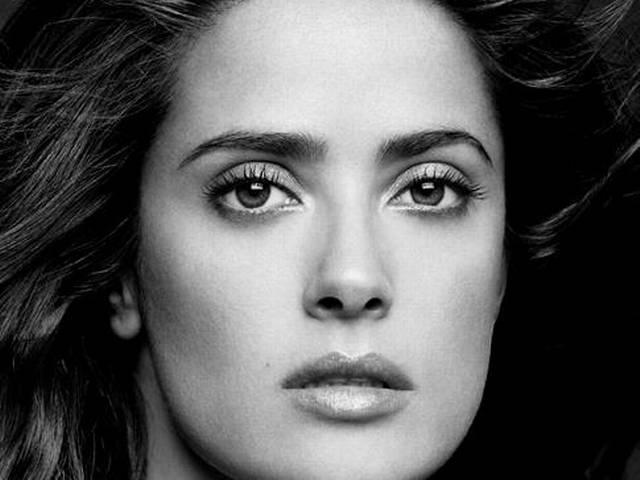गाय की हड्डियों से अपने को जवां रखती हैं सलमा हायक salma hayek