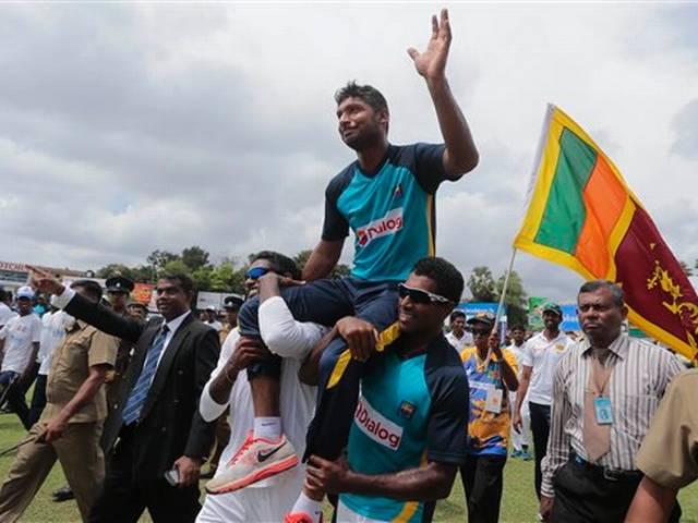 ...जब गावस्कर की एक बात पर अपनी हंसी रोक नहीं पाए भावुक संगाकारा sangakkara farewell speech