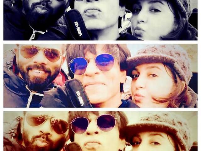 शाहरुख, रोहित और फराह की सेल्फी Shah rukh khan selfie