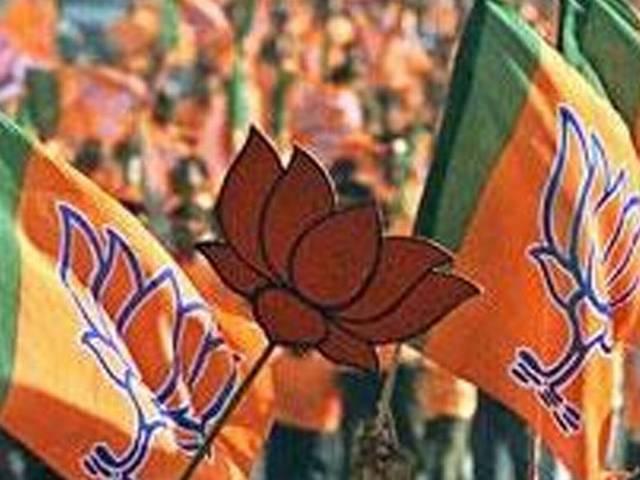 बिहार चुनाव: बीजेपी में शामिल हुए जेडीयू और आरजेडी के 3 बागी विधायक 2 rebel JD(U) leaders, 1 RJD MLA join BJP