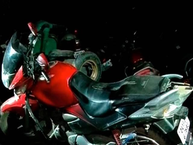 दिल्ली: प्रीत विहार में मर्सिडीज कार की टक्कर में बाइक सवार की मौत delhi_Mercedes car_bike