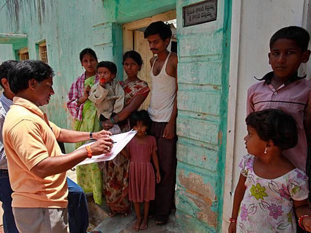 देशभर में लागू हो दो बच्चों का कानून : तोगड़िया Pravin Togadia demands two child norm across the country